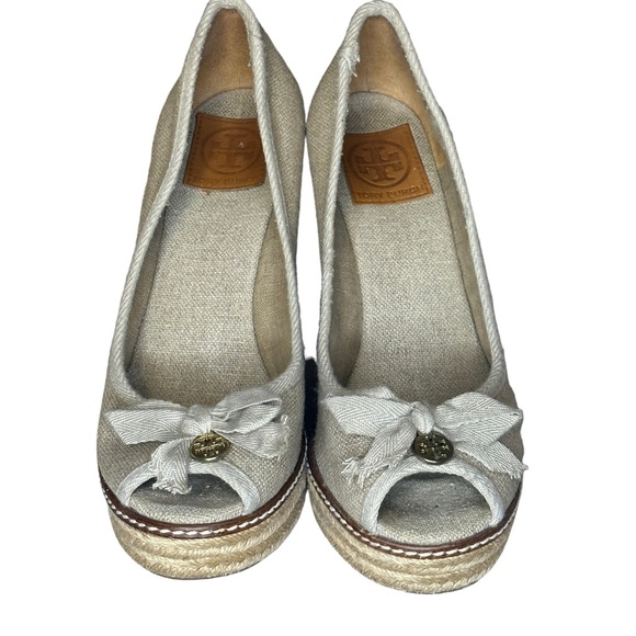 TORY BURCH BOW WEDGE - Picture 1 of 5